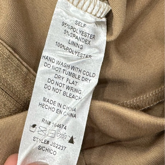 Fashion Nova Pants - Picture 10 of 10